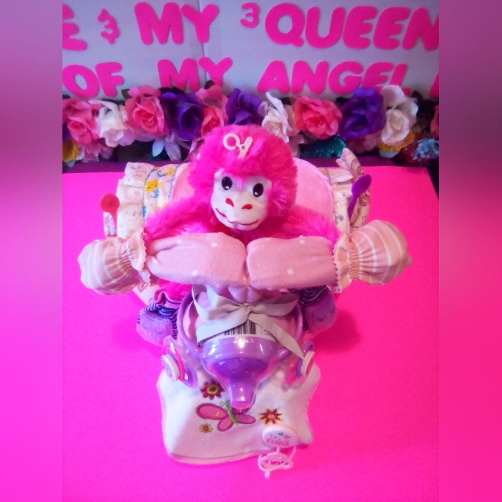 #156👉🏼TRICYCLE DIAPER CAKE ("FOR A BABY GIRL")
